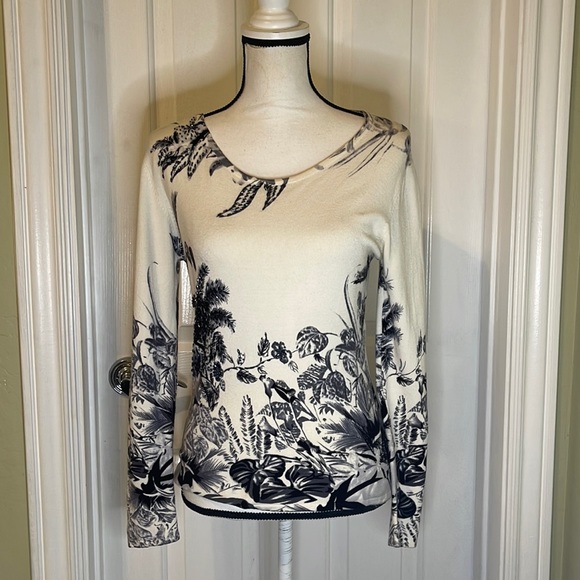 Chagall Sweaters - Floral Beaded Sweater